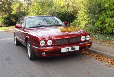 XJR8.jpg