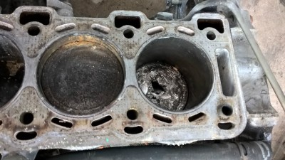 Blown 4 litre V8.jpg