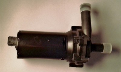 Bosch XJR supercharger intercooler pump. 001.jpg