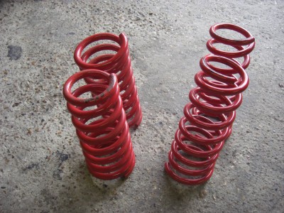 Adamesh 25mm drop spring kit_800x600.JPG