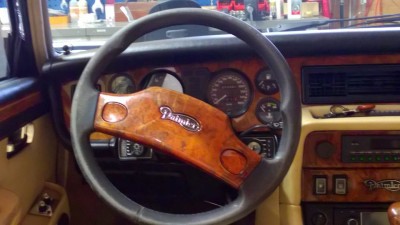 Daimler Double Six 1992-2.jpg