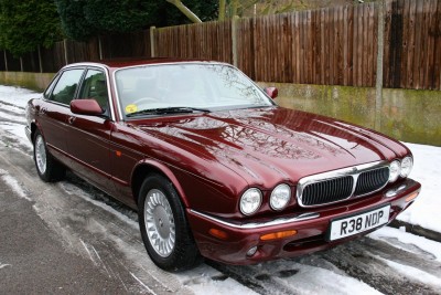 XJ8 - 2.jpg